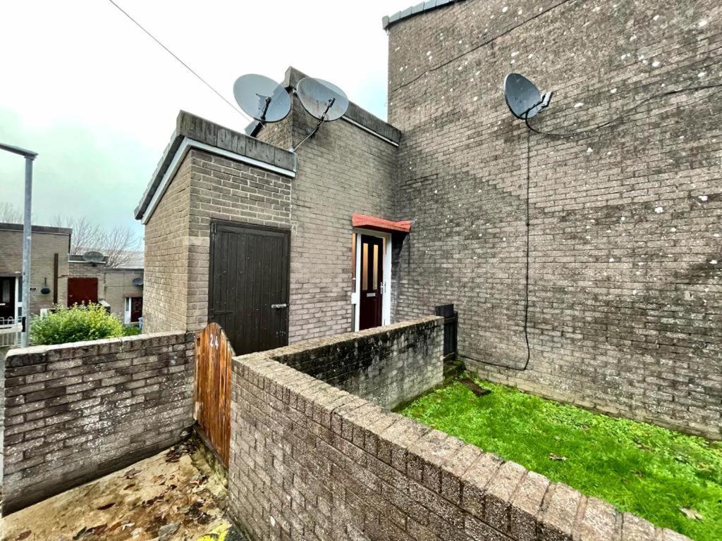 Bishop'S Gate Apartment Londonderry Exterior foto